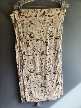 Posh Peanut Swaddle In Rose